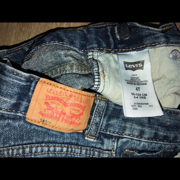 🆕 Listing!!! 2 pairs of Levi’s - Picture 8 of 8